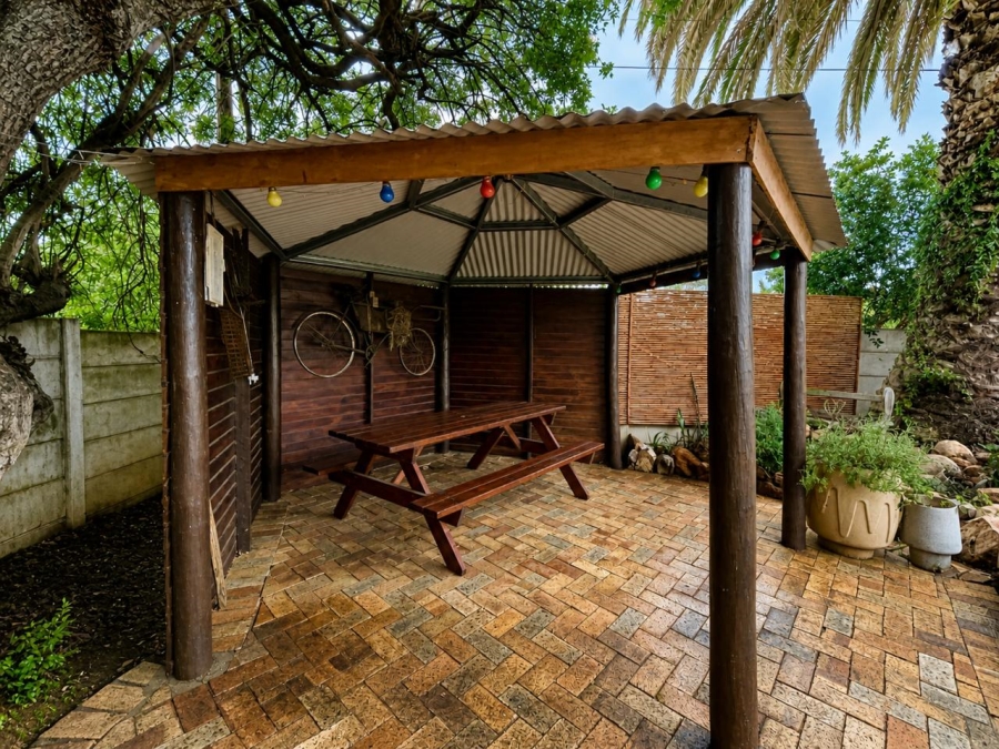 4 Bedroom Property for Sale in Vanes Estate Eastern Cape